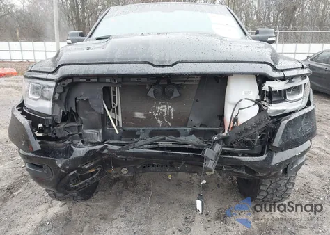 2020 Ram 1500 Laramie 4X4 5'7 Box from USA, damaged, VIN 1C6SRFJT1LN189654